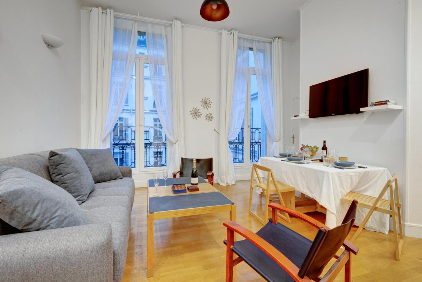 5013 Kleber - Near Arc De Triomphe Apartment *
