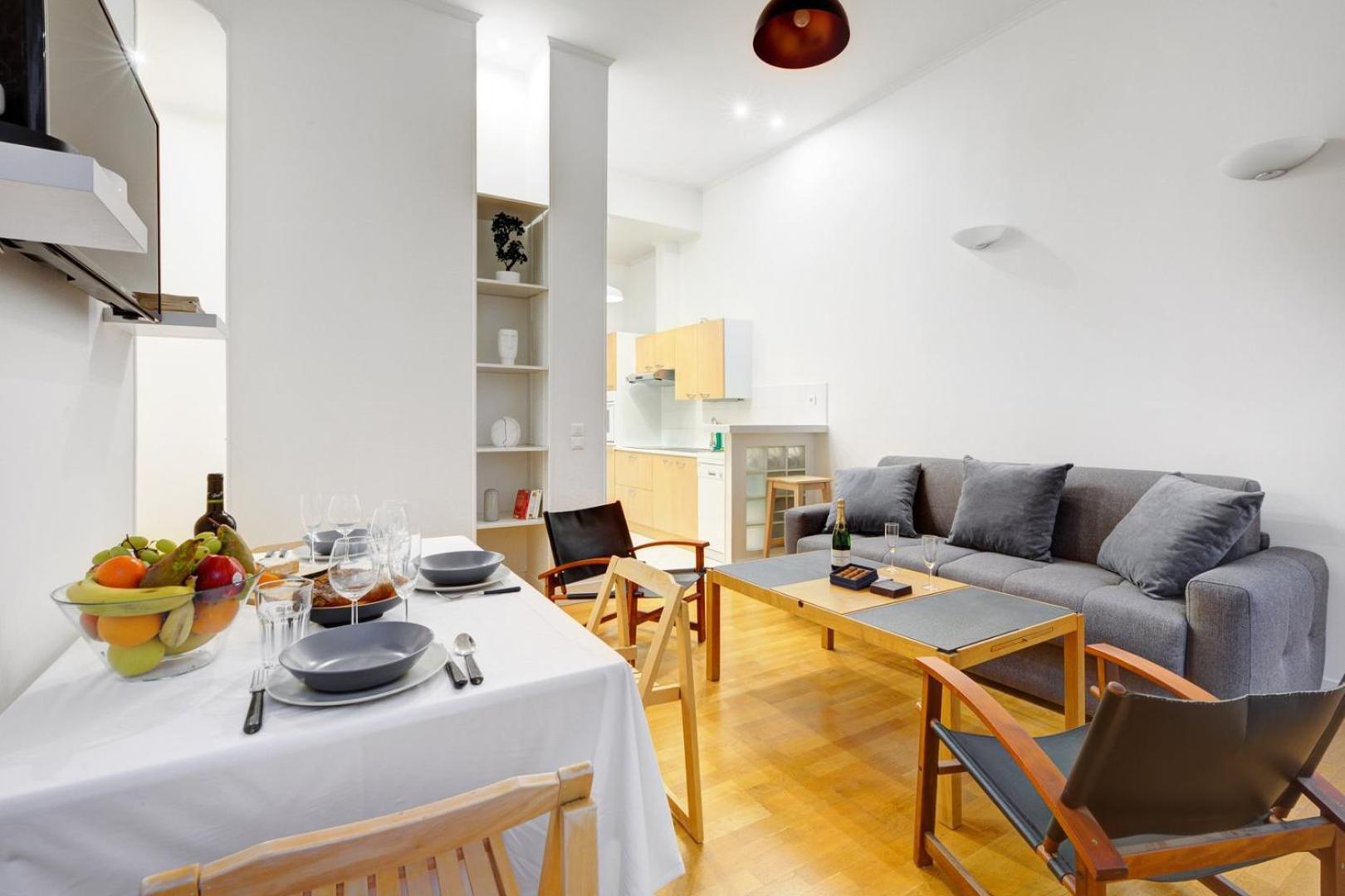 5013 Kleber - Near Arc De Triomphe Paris