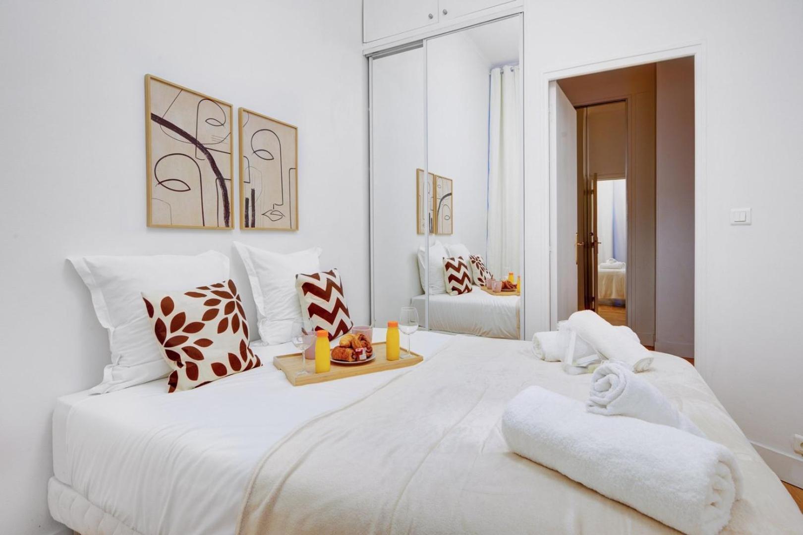 5013 Kleber - Near Arc De Triomphe Apartment *
